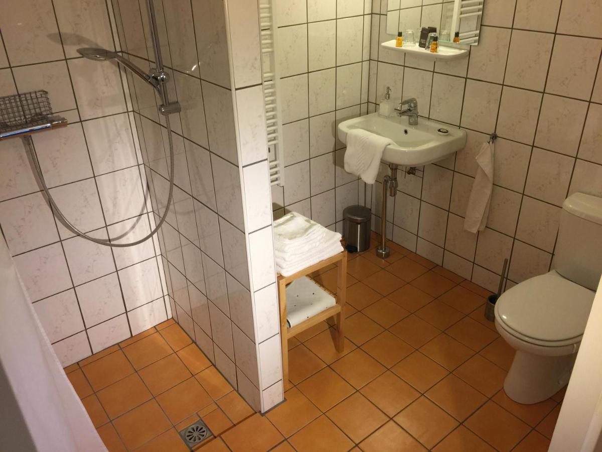 Bed And Breakfast Zathe De Spieker Itens Exterior photo